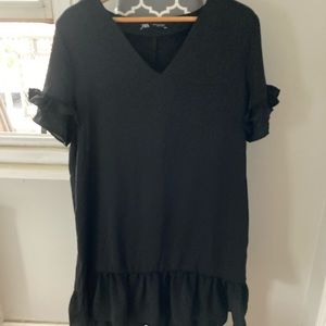 Brand new with tags Zara dress in black. Size: XL.